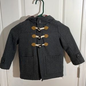 Carter’s gray coat with zipper and buttons. Size 4T